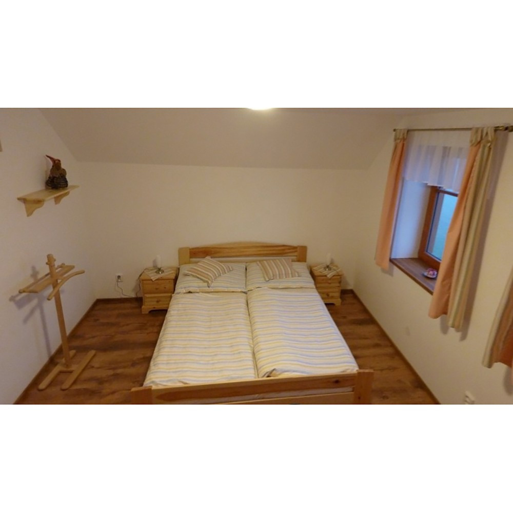 Dřevěná postel Diana 00606 UNIS-N - 3