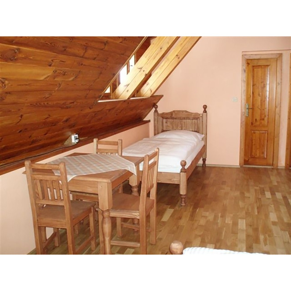 Dřevěná postel Claudia 00607 UNIS-N - 2