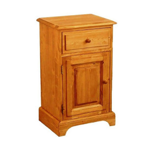 Noční stolek z masivu se zásuvkou v horní části a dvířky ve spodní. Tento stolek patří k našim nejoblíbenějším a nejprodávanějším výrobkům