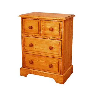 Noční stolek z velmi kvalitního smrkového masivu skvěle doplní váš byt o jedinečný kus nábytku. Noční stolek můžete mít i vy