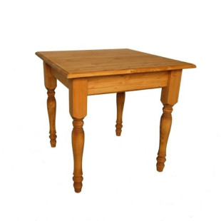 Jídelní stůl se soustruženými nohami je dalším oblíbeným jídelním stolem z nábytkové řady Klasik. Stůl je vzdušný, ale zároveň velmi pevný