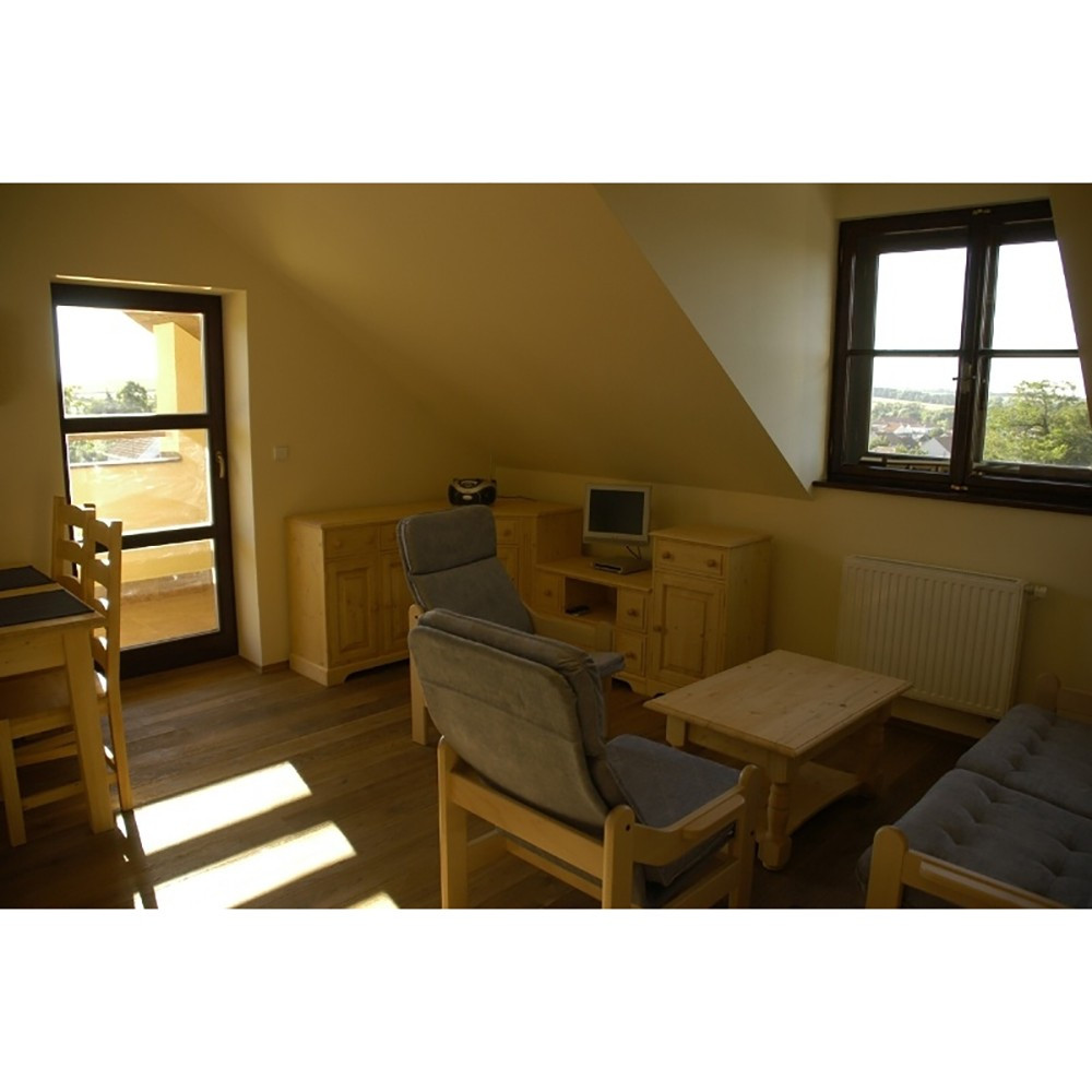 Konferenční stolek masiv 00402 UNIS-N - 2